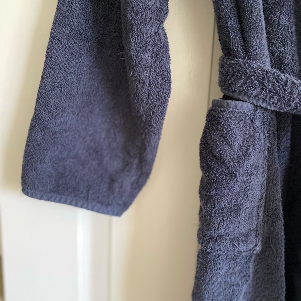 LUXURY PLUSH LONG ROBE -Restoration Hardware - Picture 3 of 8